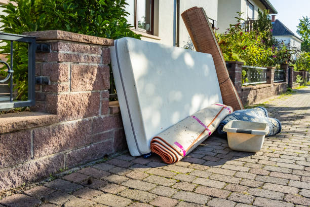 Best Yard Waste Removal  in Poinciana, FL